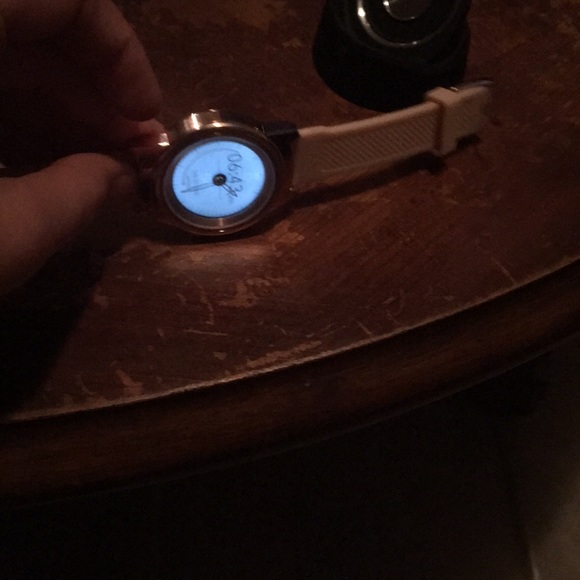 Touchscreen watch - Picture 4 of 4